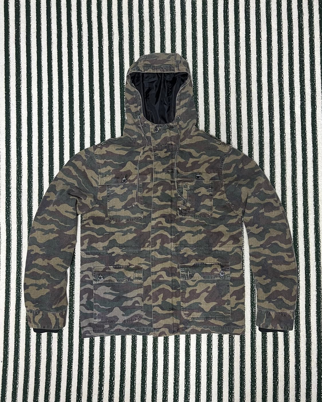 Oakley vintage camouflage hooded jacke 상품이미지1