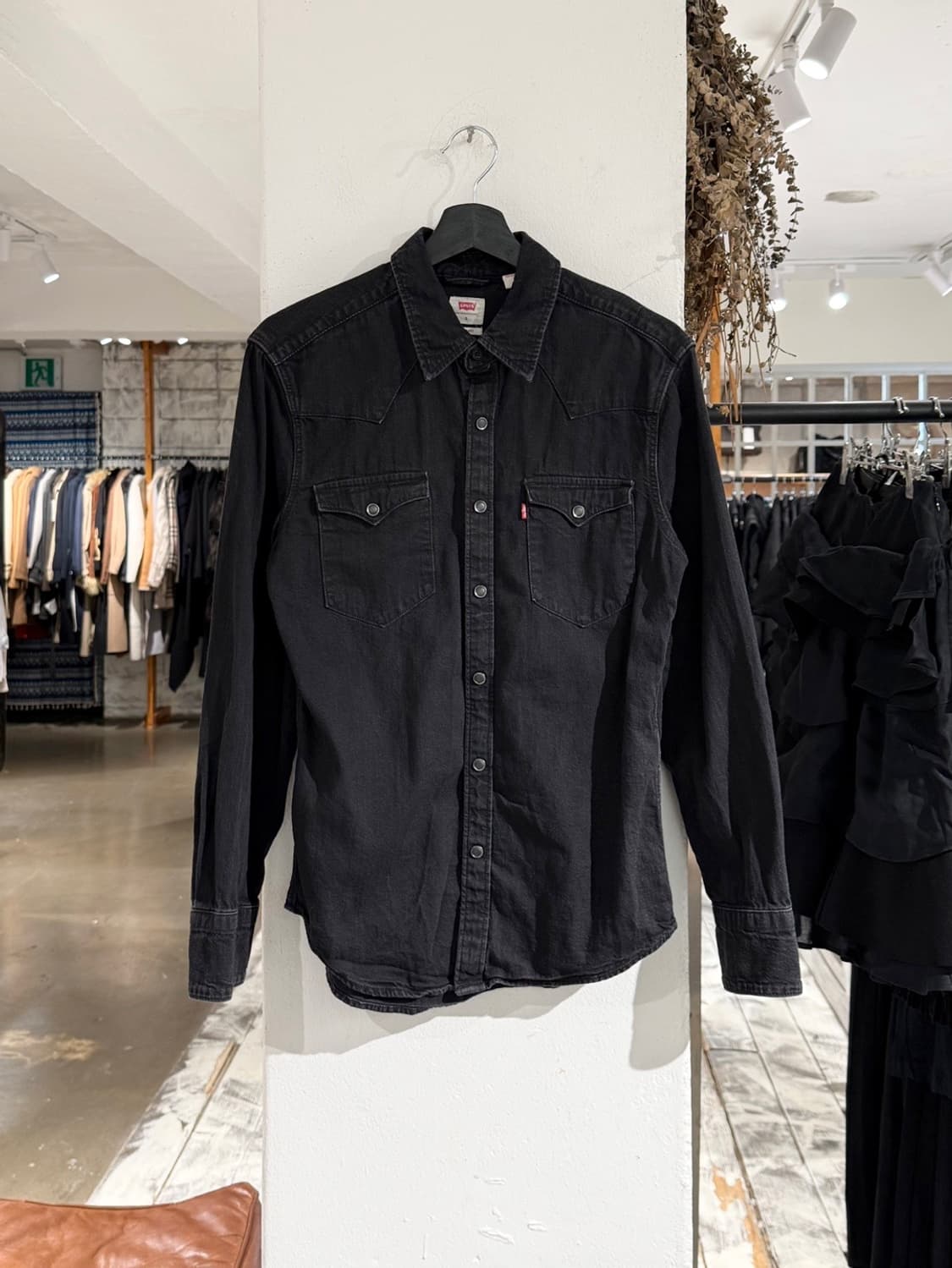 리바이스 블랙 데님 바스토우 웨스턴 셔츠 상품이미지1