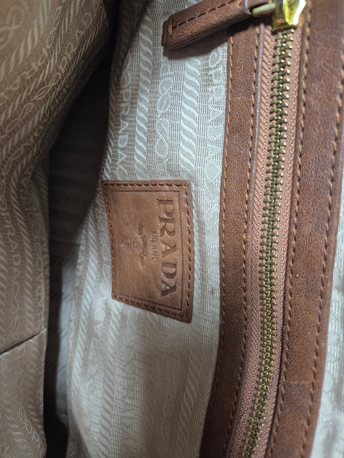 프라다 가방 급처 prada 상품이미지3