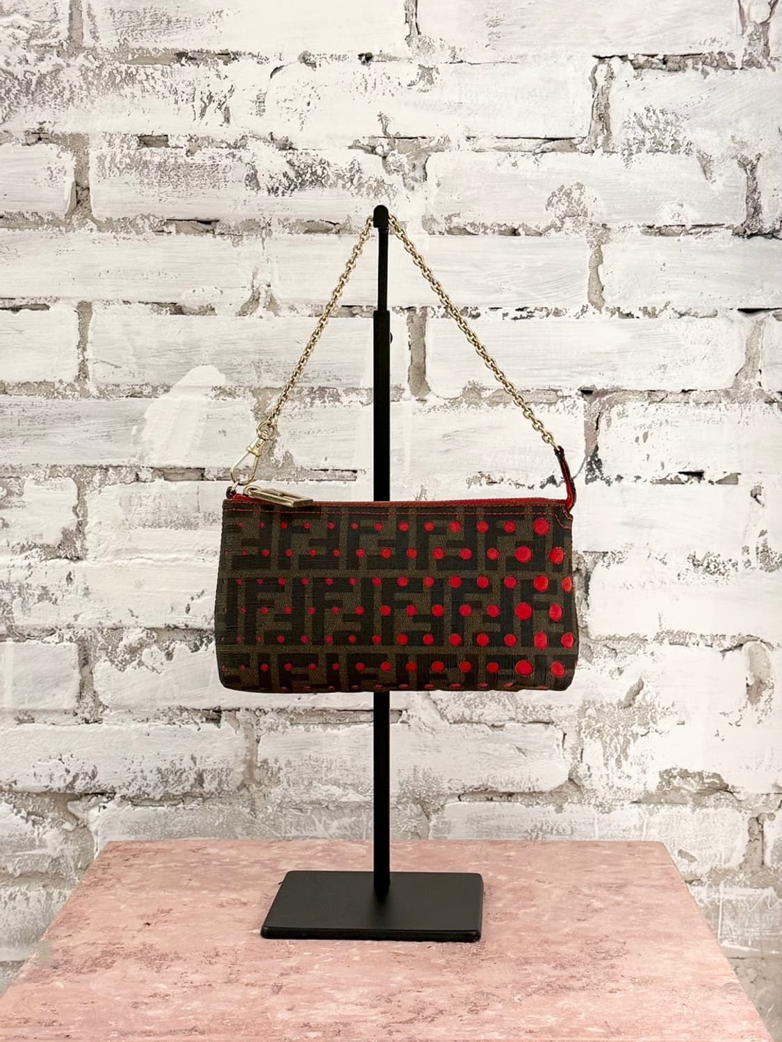 펜디 브라운 주카 레드 도트 포쉐트 체인백 상품이미지1