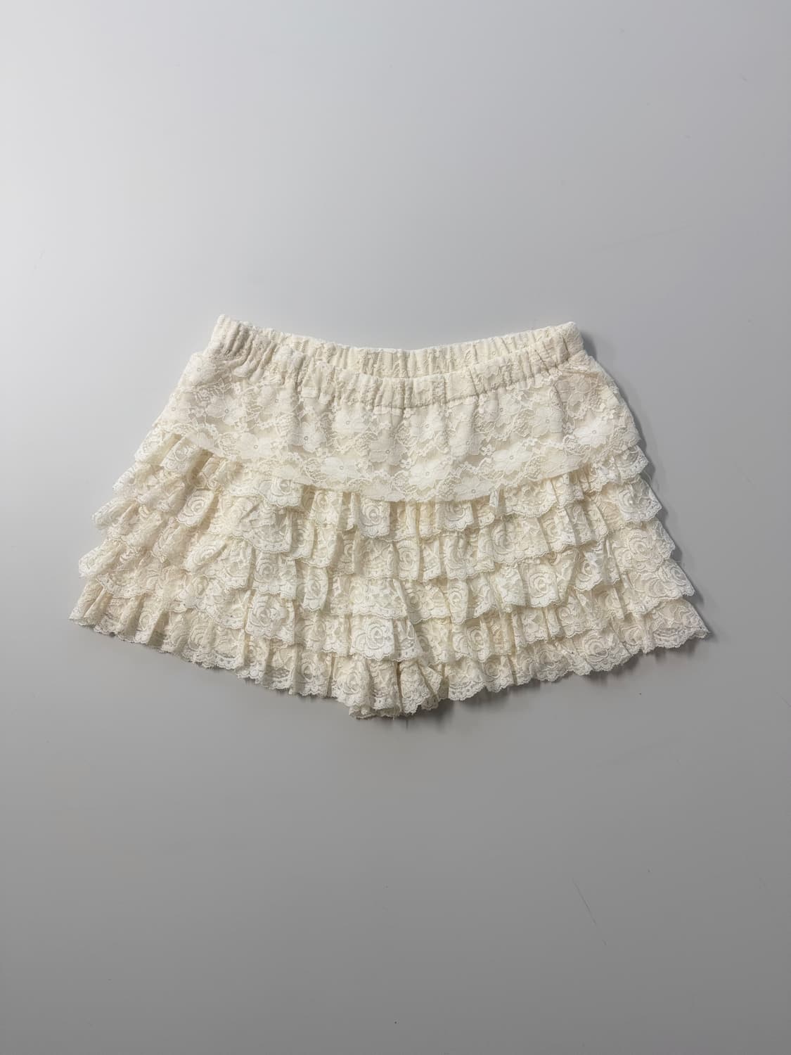 레이스 프릴 큐롯 팬츠 상품이미지1