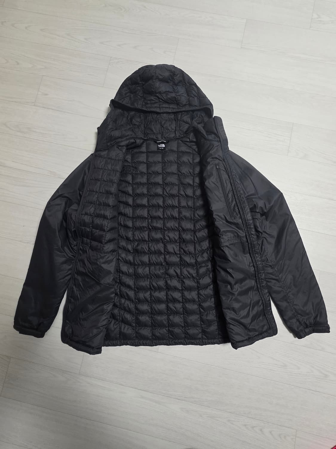 노스페이스 티볼 경량 패딩 XL사이즈 상품이미지2