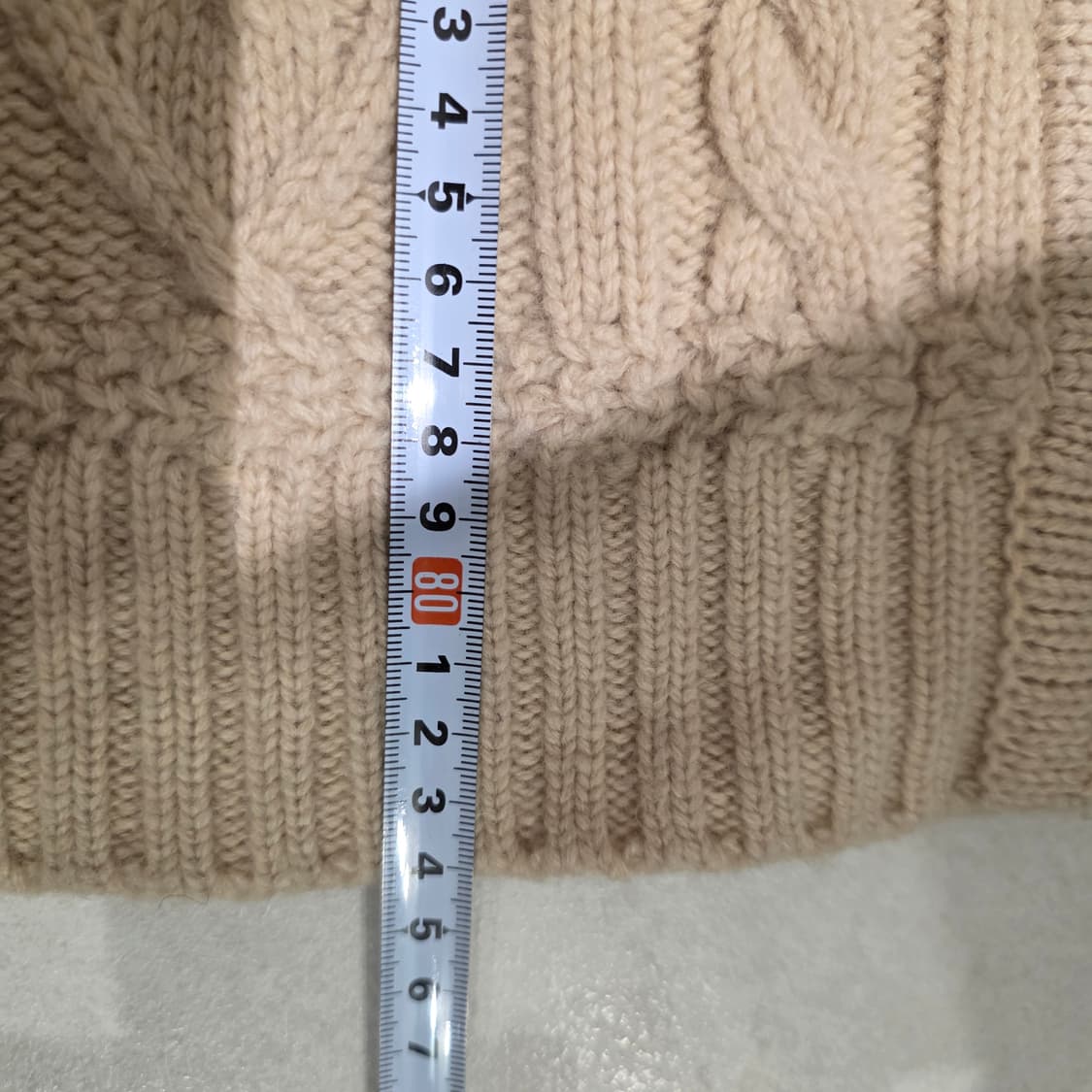 앤클리프 퍼 후드 꽈배기 가디건 90 상품이미지9