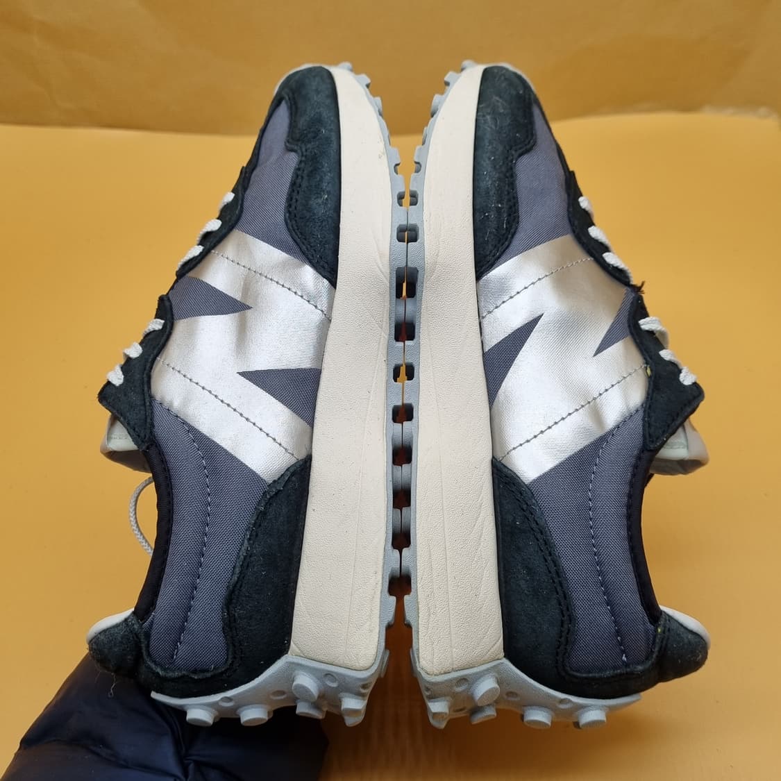 뉴발란스 327 블랙핑크 운동화250  상품이미지5