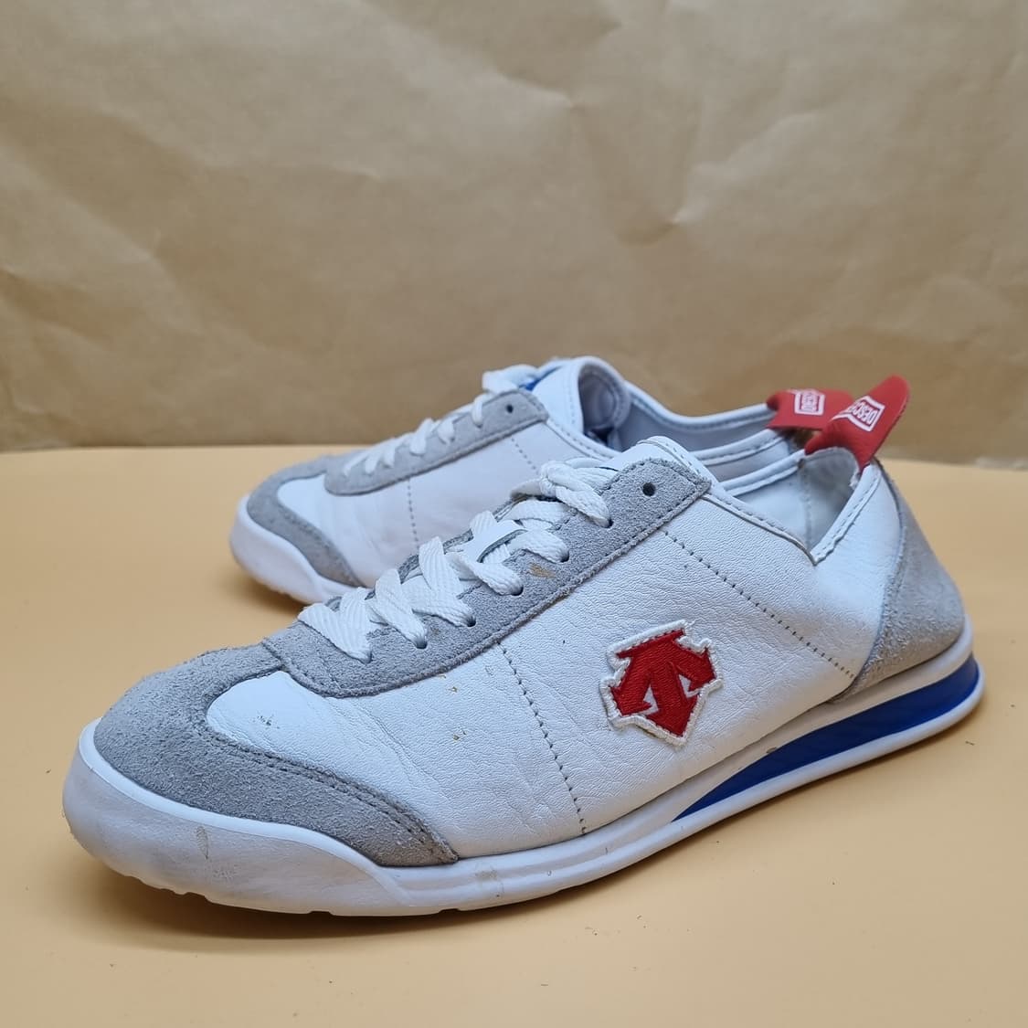 데상트 크론템포 클래식 스니커즈245 상품이미지1