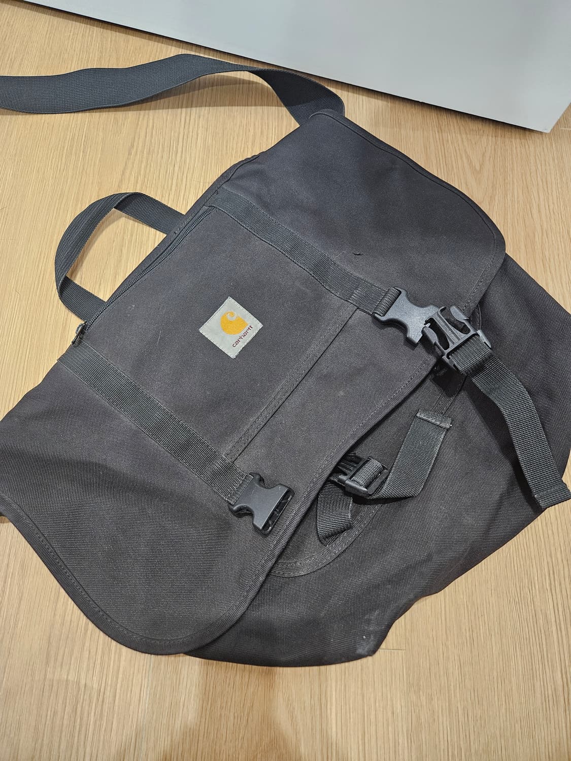 칼하트 가방 상품이미지1