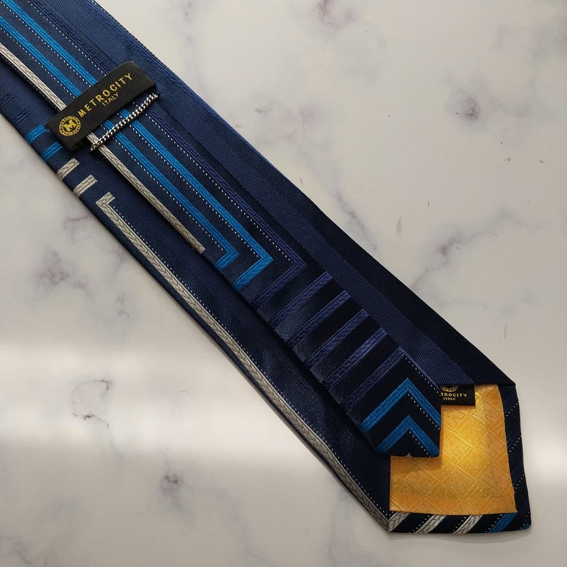 메트로시티 실크 네이비 스트라이프 넥타이 9cm A+등급 K1979 상품이미지8