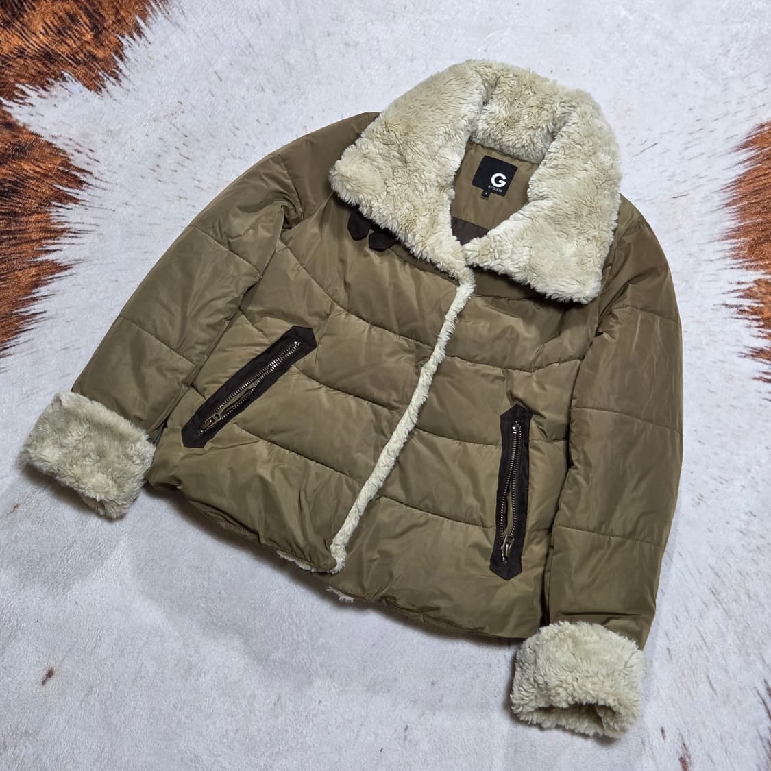 게스 퍼 카라 하이넥 패딩 점퍼 상품이미지2