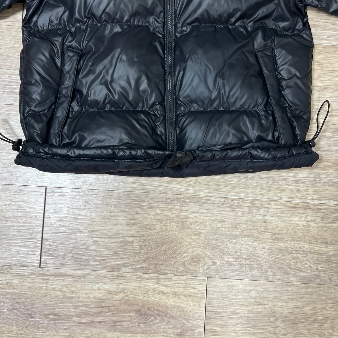 노스페이스 눕시 하이브리드 다운 볼 유광 패딩 상품이미지4