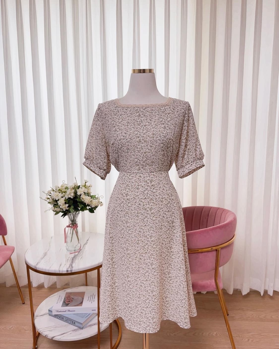 스퀘어넥 벌룬소매 플라워 레이스 원피스 상품이미지2