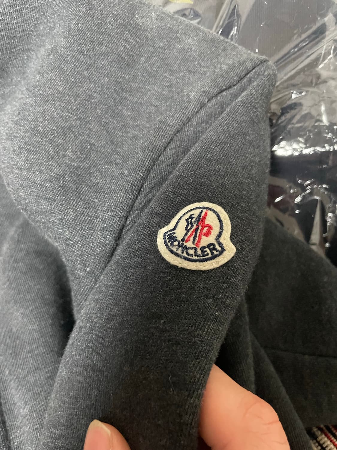 [정품] 몽클레어 삼선 마그리아 집업 상품이미지3