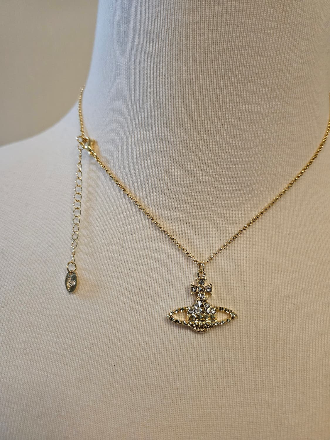 비비안웨스트우드 업사이클링 금장 목걸이 상품이미지6