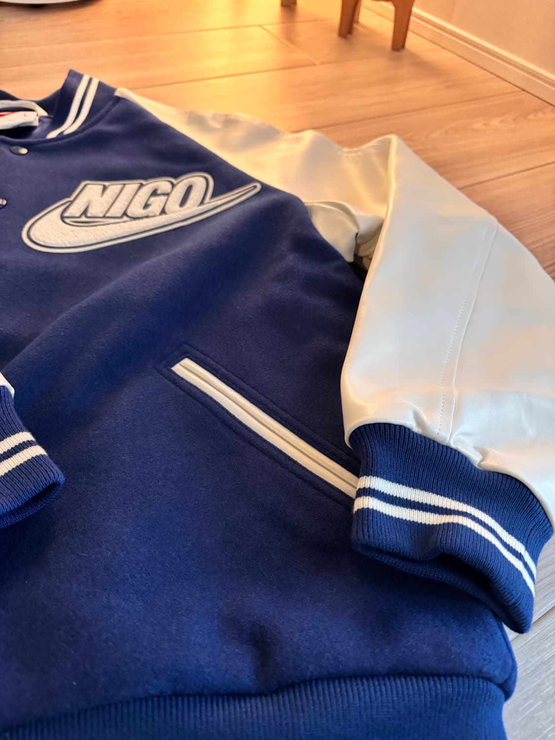 나이키X니고 바시티자켓 블루보이드 상품이미지4