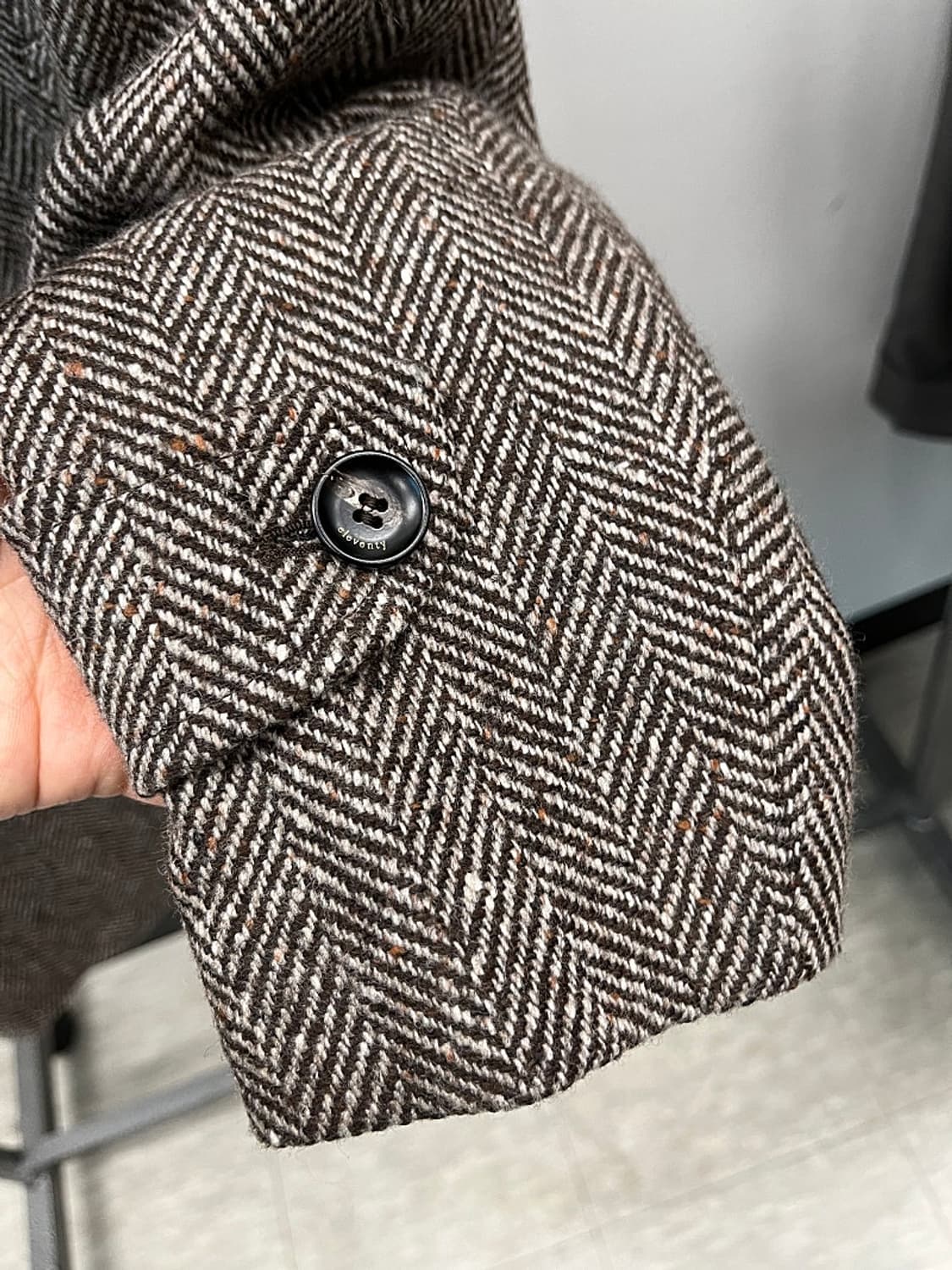 95-100) 일레븐티 이태리 헤링본 코트  상품이미지2