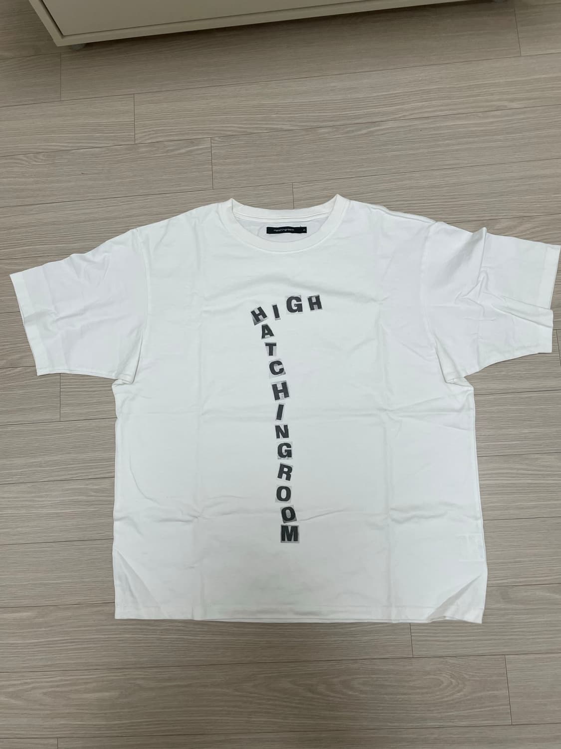 해칭룸 블랙 메일 d.t.g 티 상품이미지1