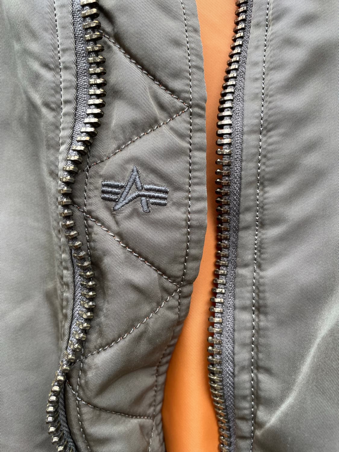 alpha industries reversible  ma-1 상품이미지7
