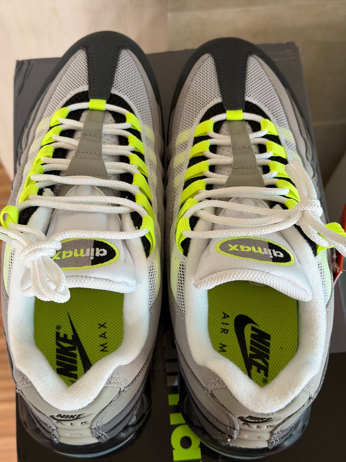 나이키 에어맥스 95 OG 네온 270 상품이미지5