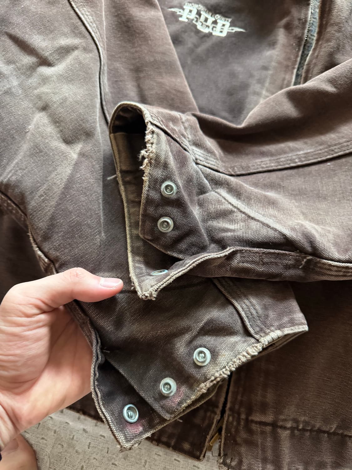 [XL]칼하트 디트로이트 자켓 J97 다크브라운 상품이미지4