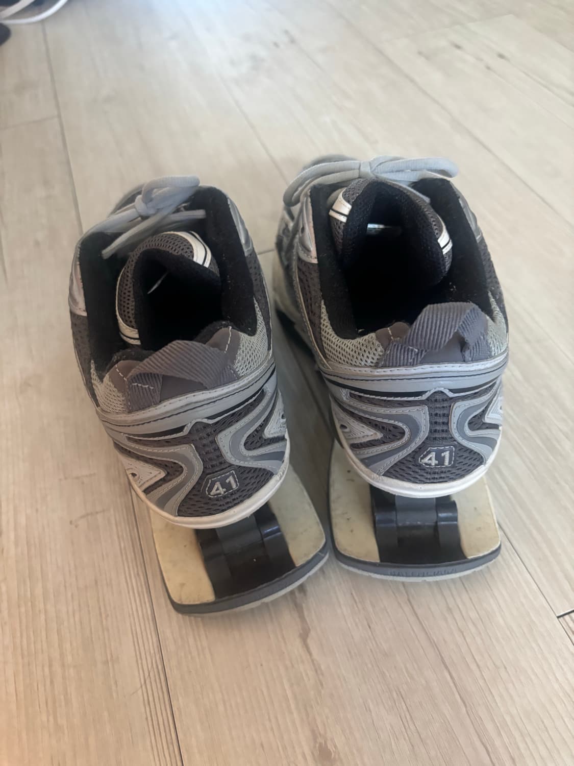 발렌시아가 엑스팬더 41사이즈 판매 상품이미지2