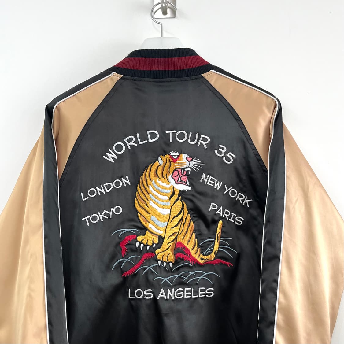 스투시 월드투어 35주년 스카쟌 자켓 상품이미지5