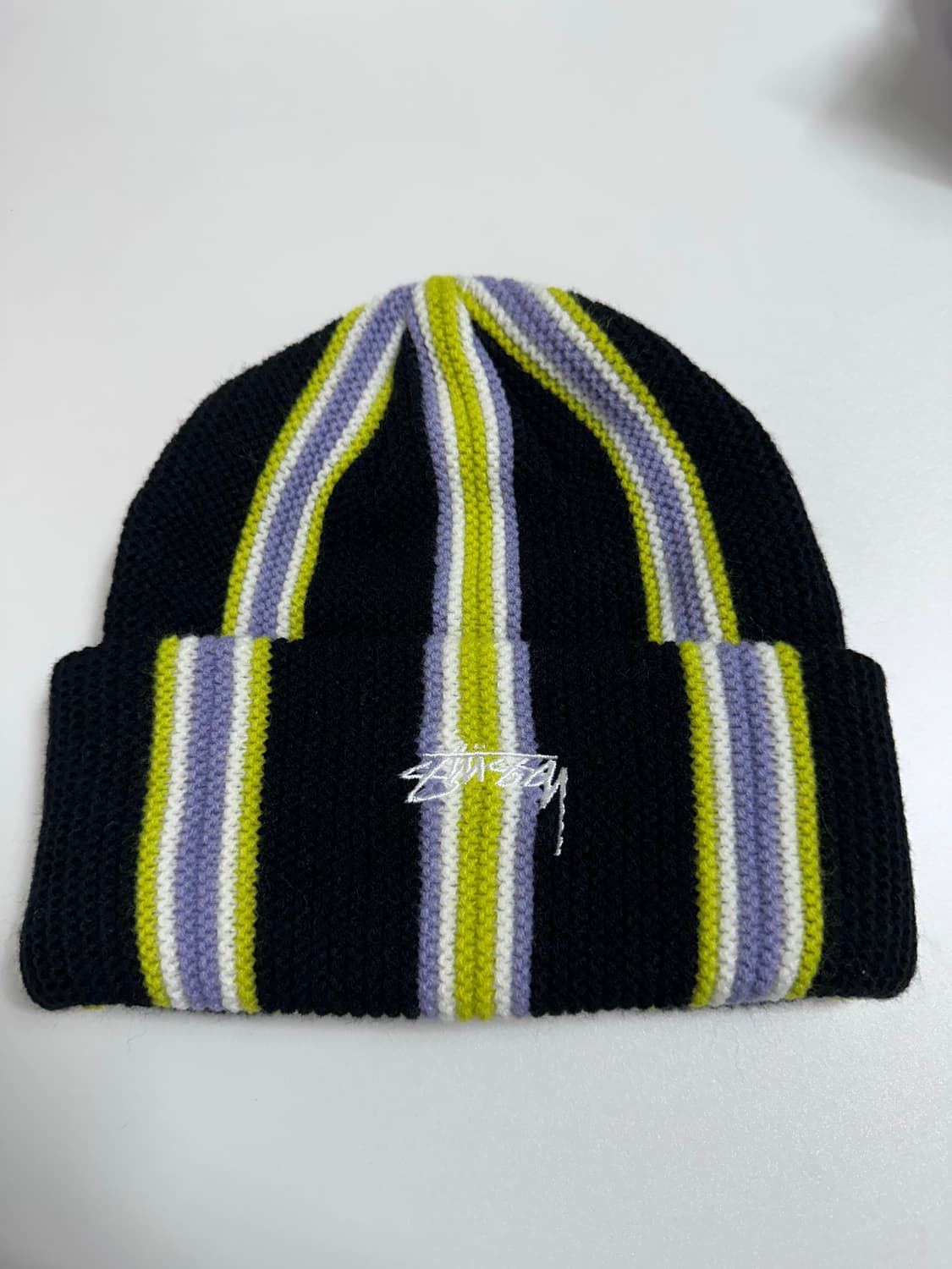 스투시 버티칼 스트라이프 비니 라임 상품이미지1