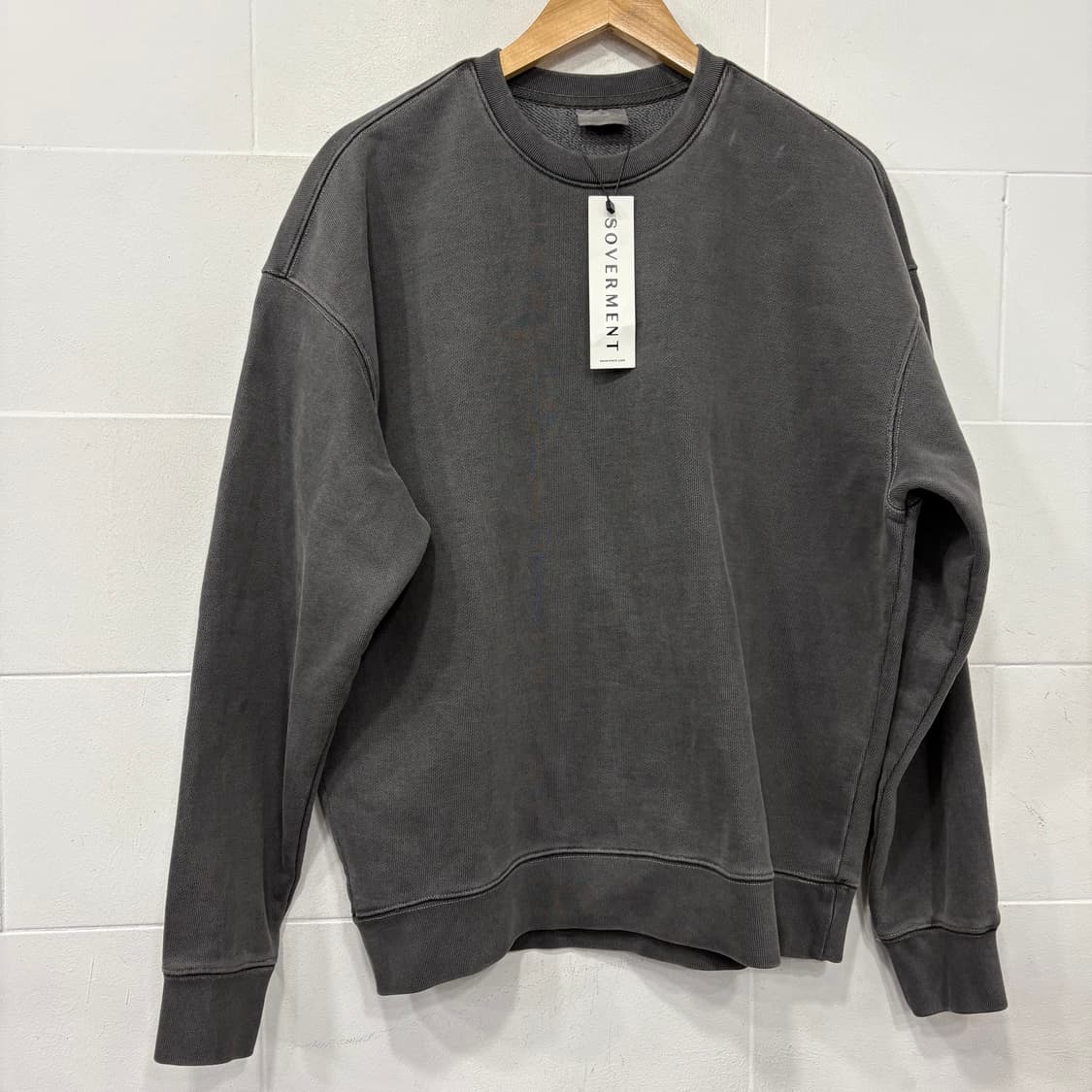 소버먼트 피그먼트 오버 맨투맨 새상품 상품이미지1