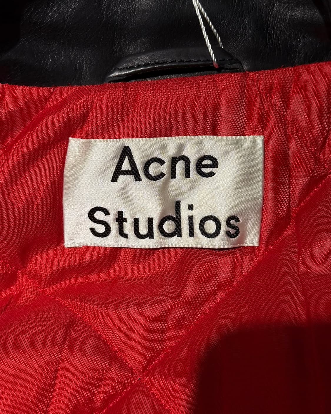 아크네 스튜디오 블랙 칼스킨 레더 바이커 자켓 상품이미지7