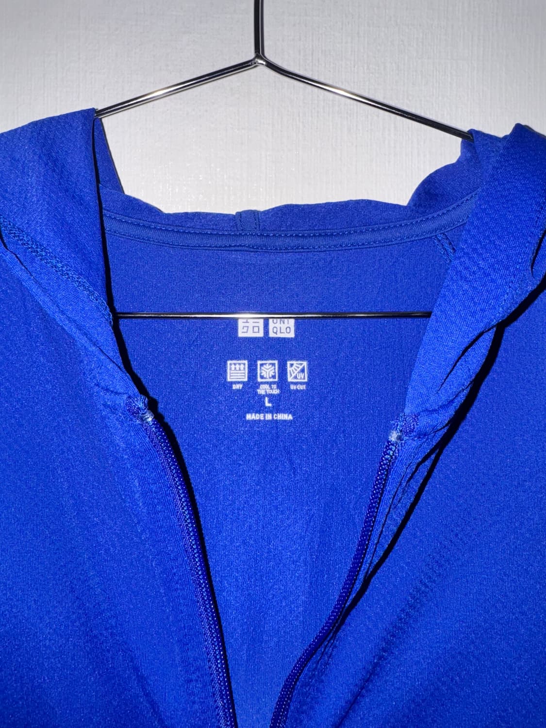 Uniqlo 에어리즘 Blue hood zip-up 상품이미지5