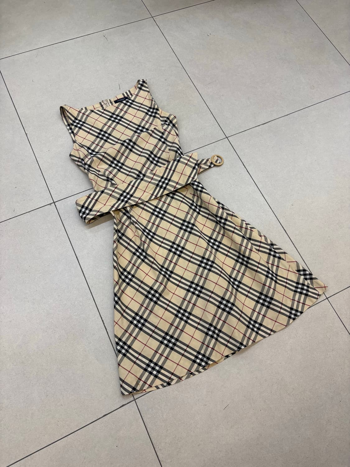 버버리 런던 노바체크 슬리브리스 원피스 상품이미지3