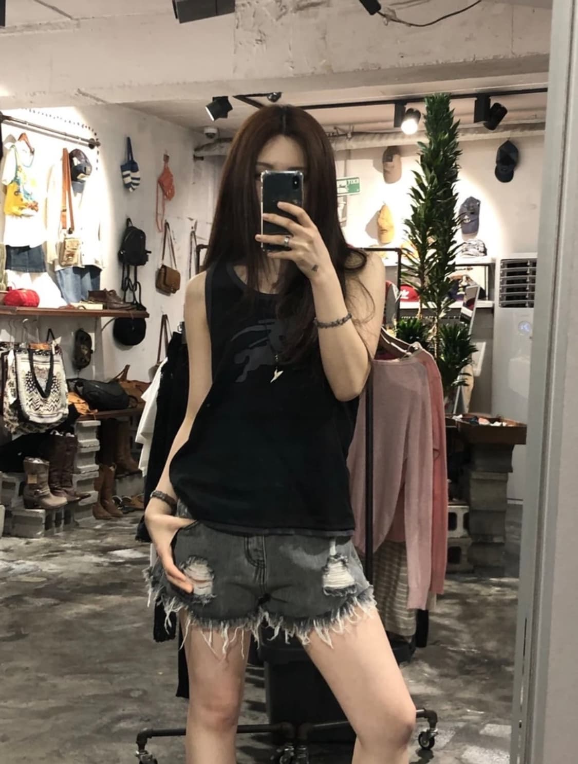 [2464]Burberry black label sleeveless 상품이미지1