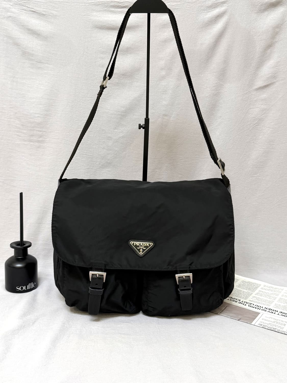 (컨디션굿)프라다 투버클 포코노 나일론 메신저백 크로스백 상품이미지1