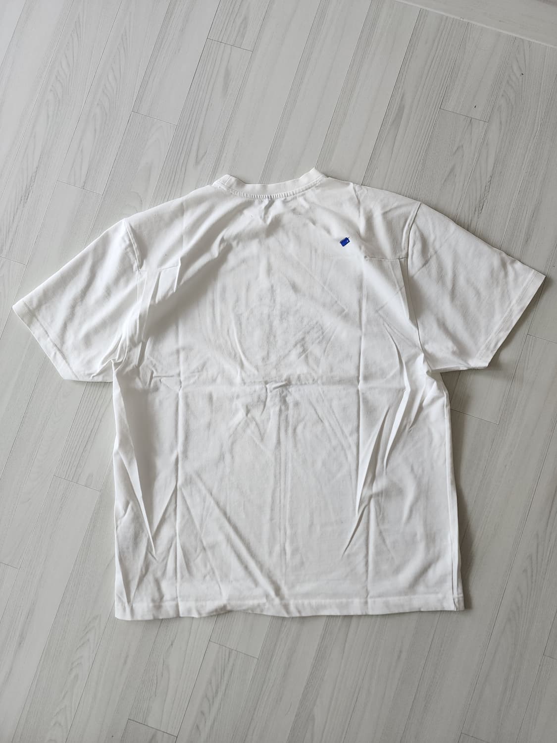 아더에러 반팔티셔츠 상품이미지2