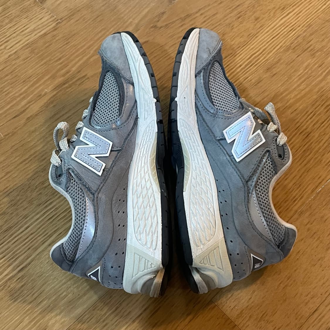 뉴발란스 2002R 운동화 245 상품이미지5