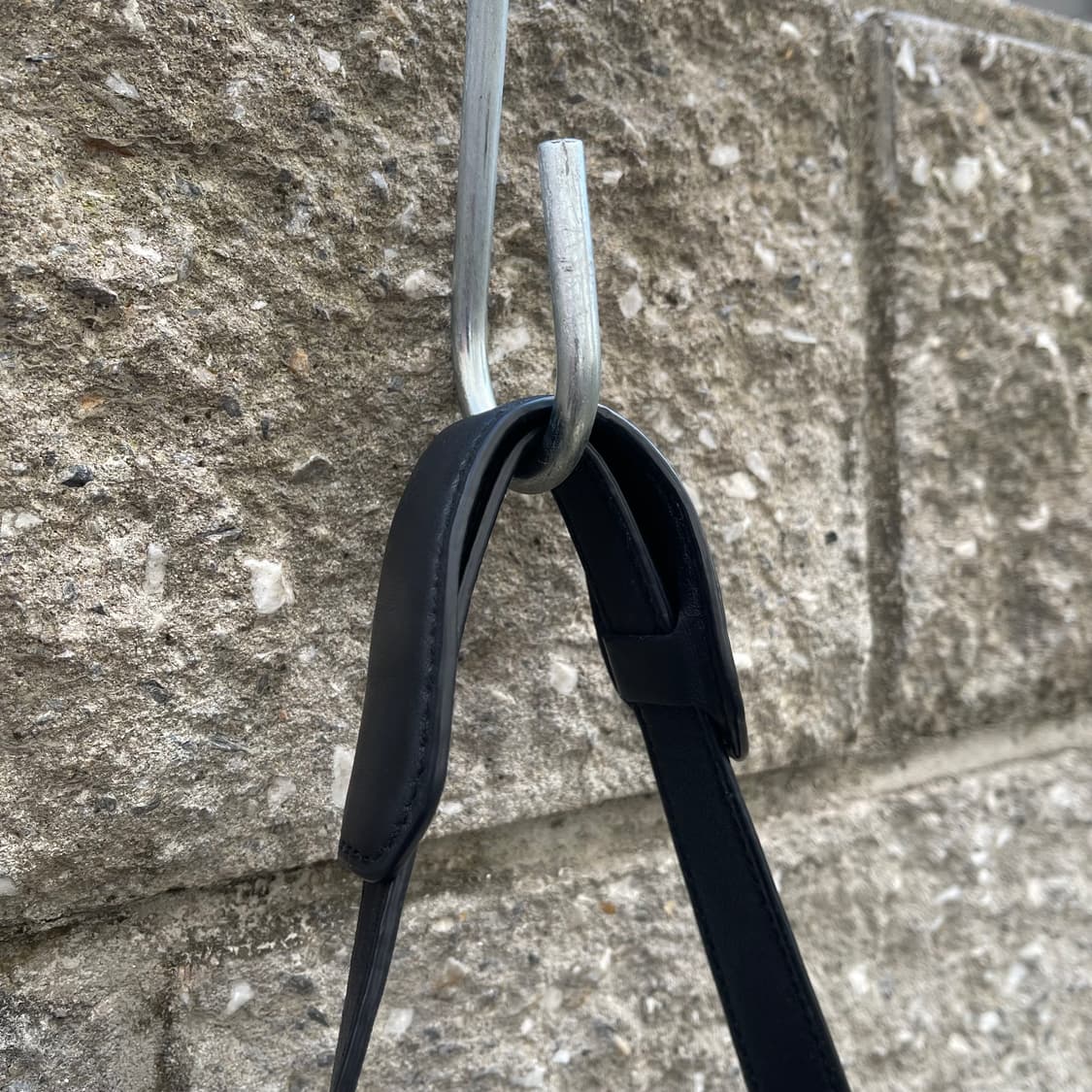 [OS] Alexander Wang 블랙 레더 크로스백 상품이미지8