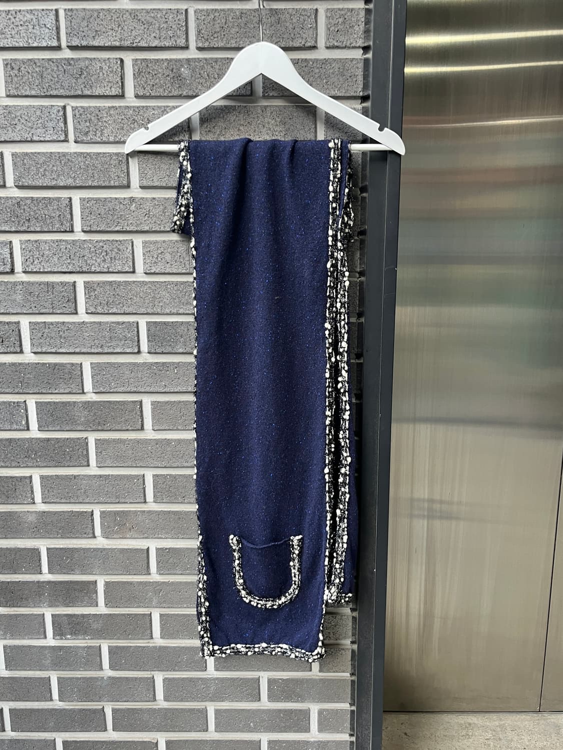 See by Chloe 씨바이끌로에 더블 포켓 머플러 네이비 상품이미지8