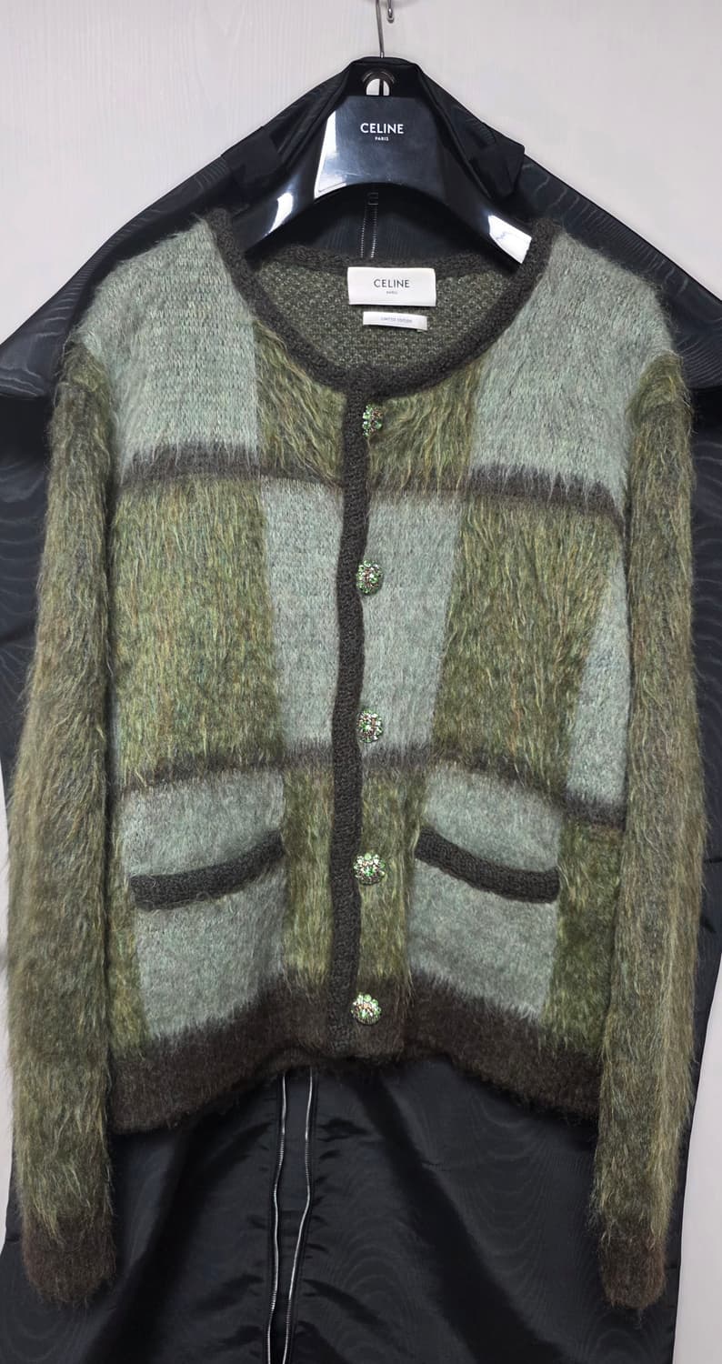 [진구지유타 착용] 셀린느 한정판  SS24 브러쉬드 모헤어 가디건 XS 상품이미지5