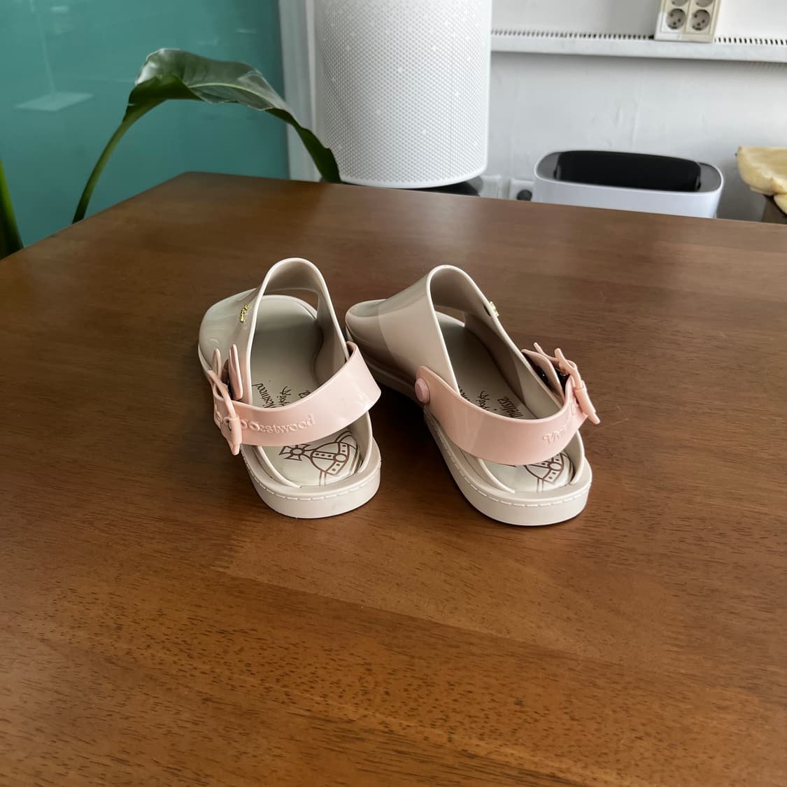 비비안웨스트우드 멜리사 샌들 38 상품이미지4
