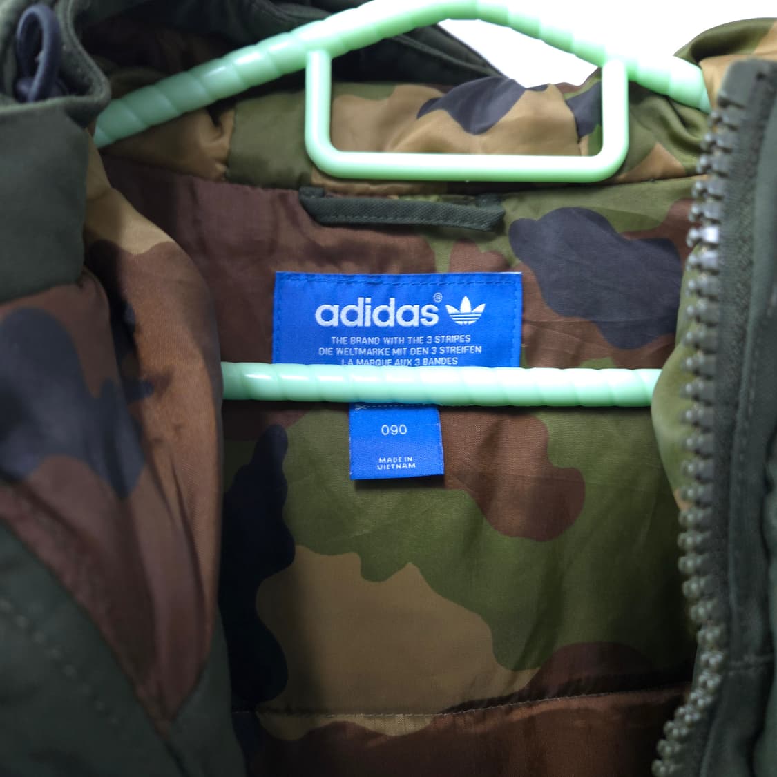 66/112 아디다스 야상 오리털 패딩  상품이미지6