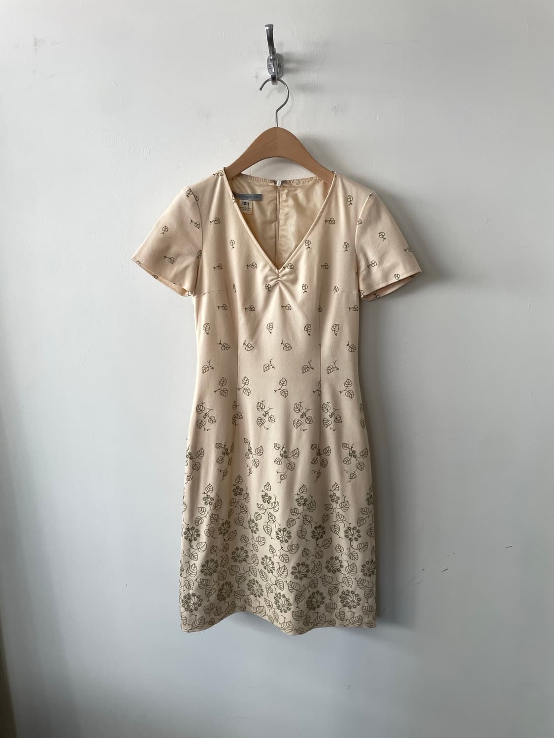 vintage v-neck embroidered wool dress 상품이미지1