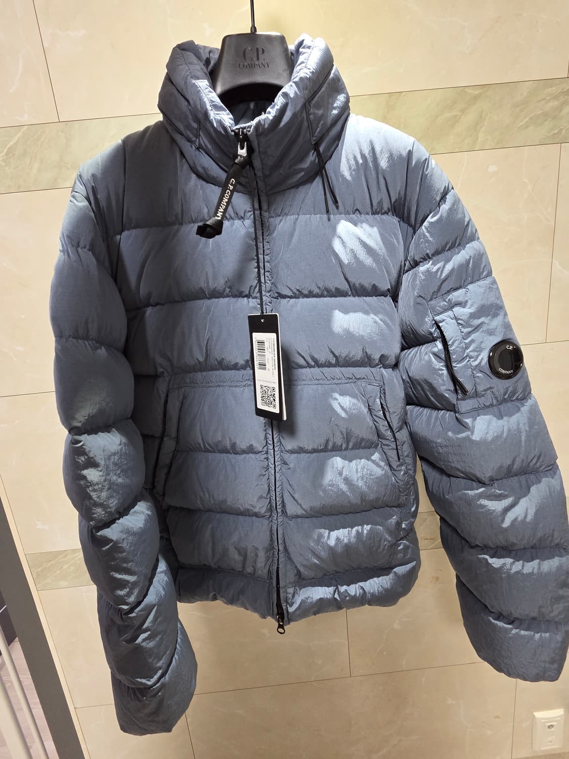 새상품) cp컴퍼니 크롬r 패딩 상품이미지1