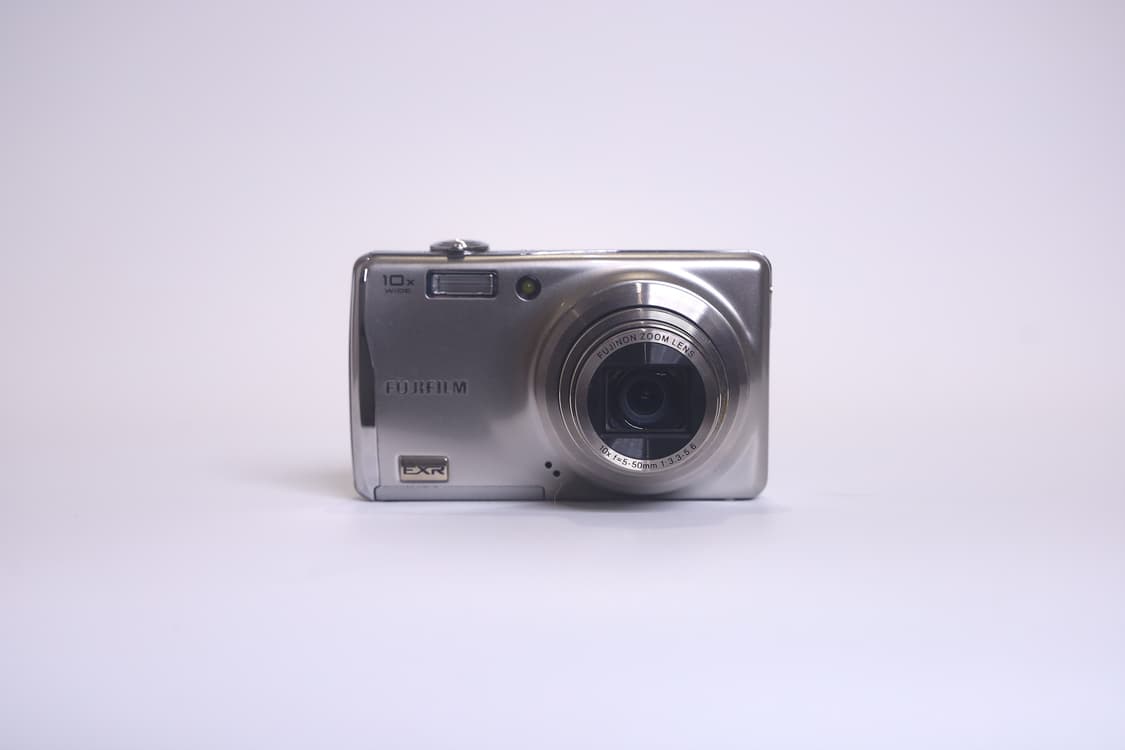 후지필름 파인픽스 F70 EXR 실버 (이체 시 할인) 상품이미지1