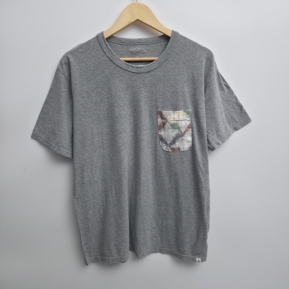 [4,L] 비즈빔 그레이 포켓 반팔티 상품이미지1