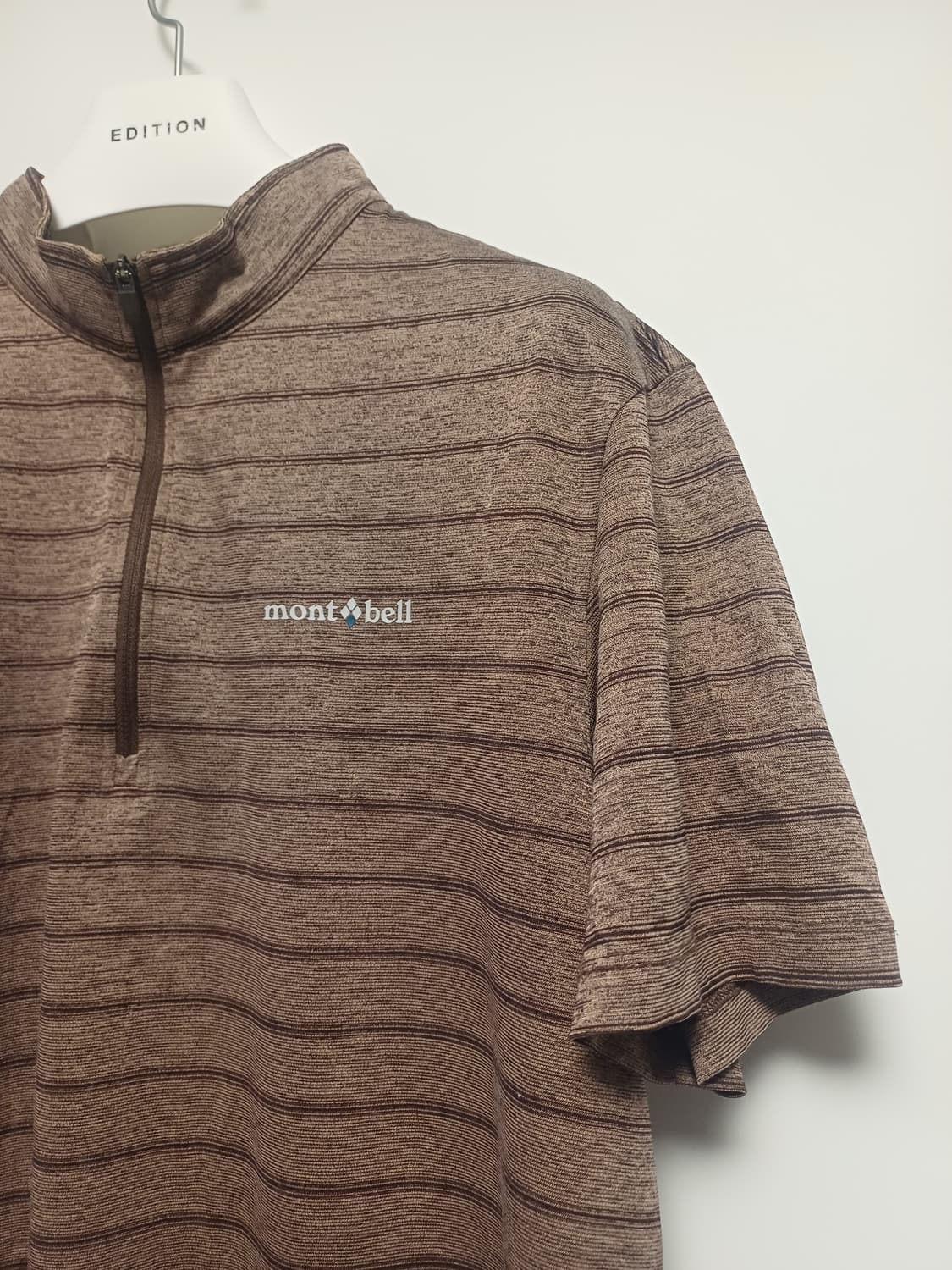 [105/XL] 몽벨 남성 하프집업 반팔 티셔츠 (다크베이지) 상품이미지2