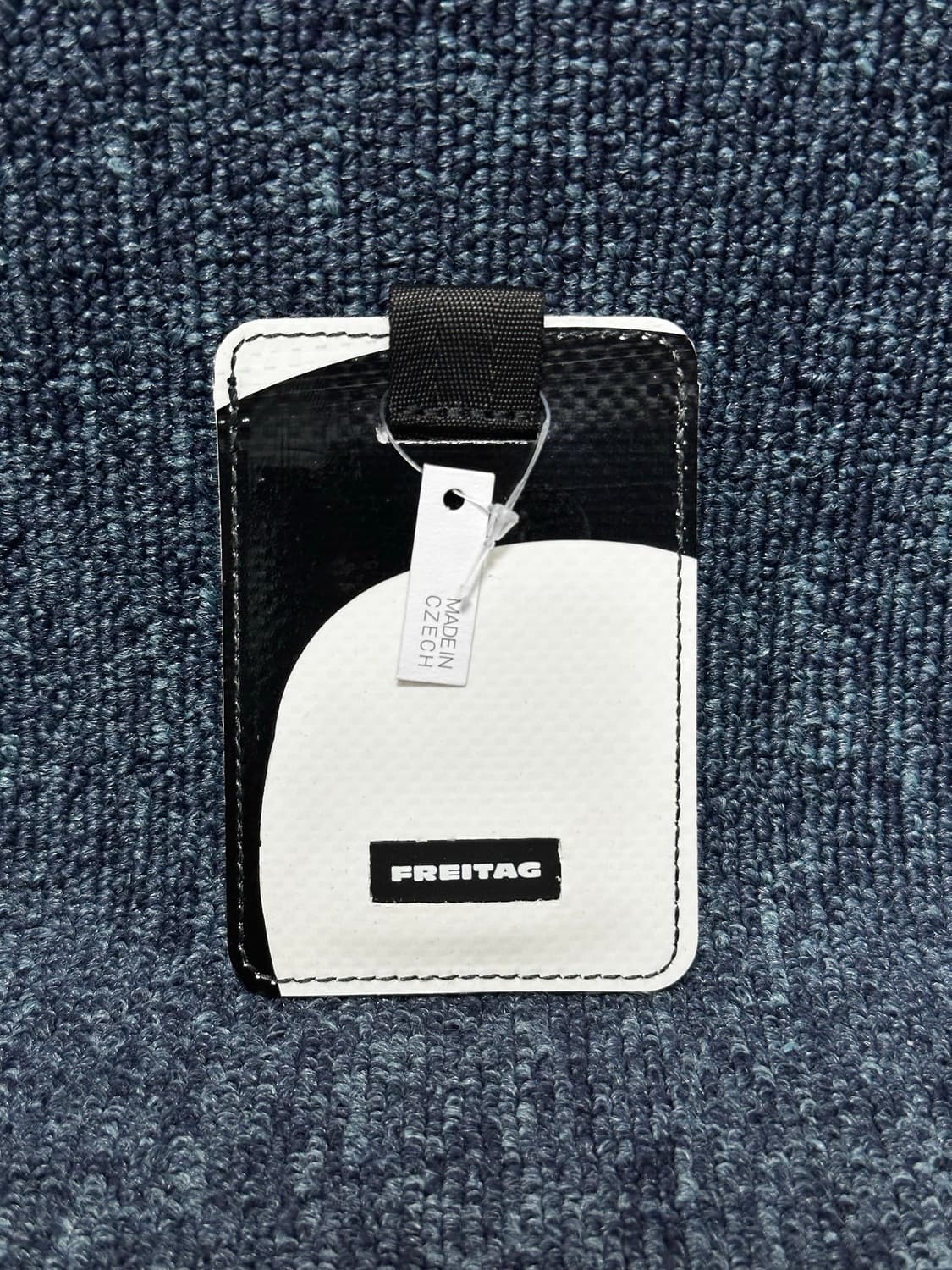 새제품 Freitag 프라이탁 유광 검흰 저스틴 상품이미지2