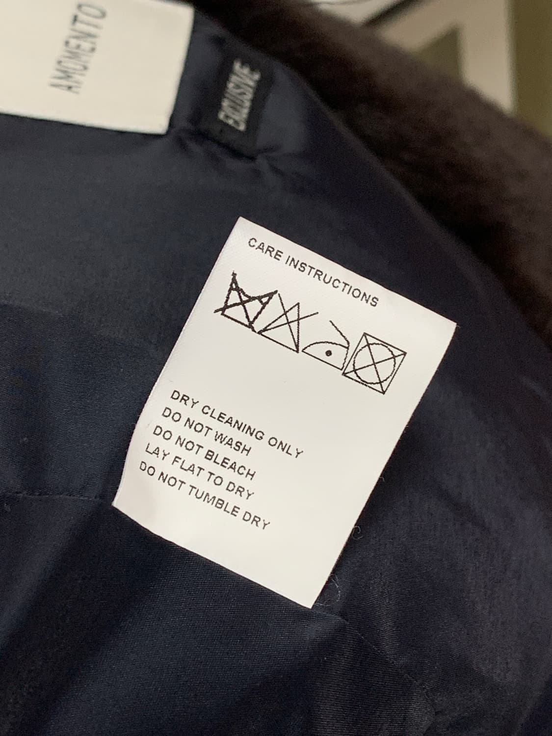 AMOMENTO 아모멘토 ROUND SHAPE 퍼 자켓 상품이미지8