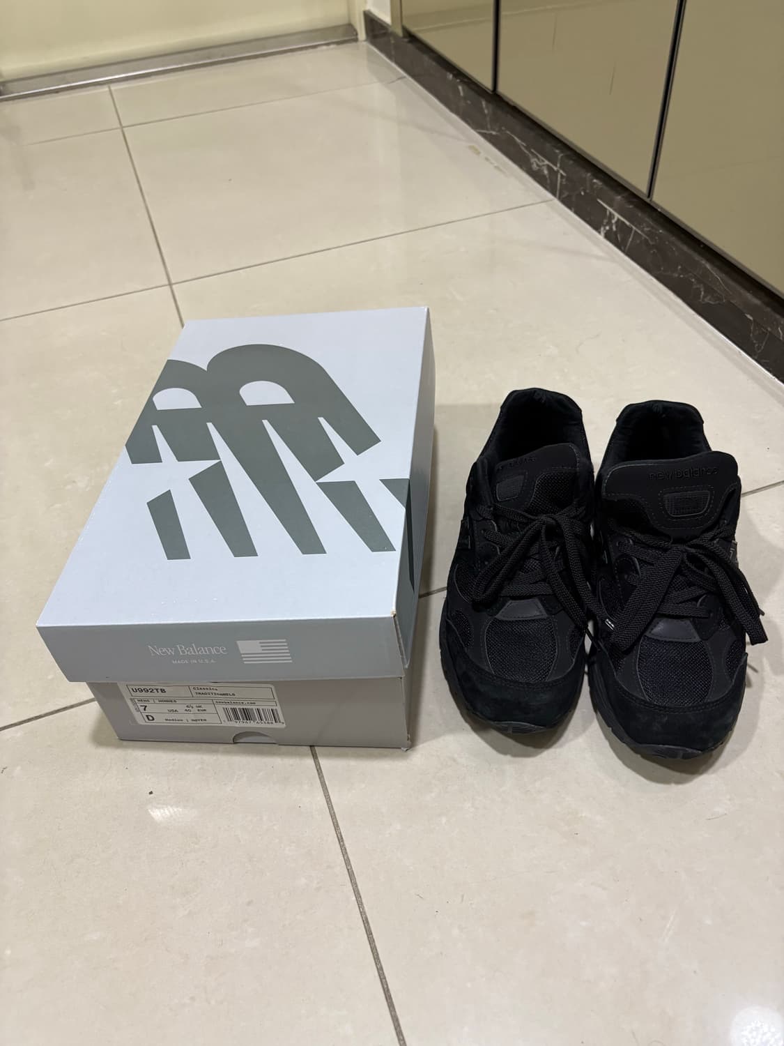 뉴발란스 992 코어블랙 us7 250 상품이미지2