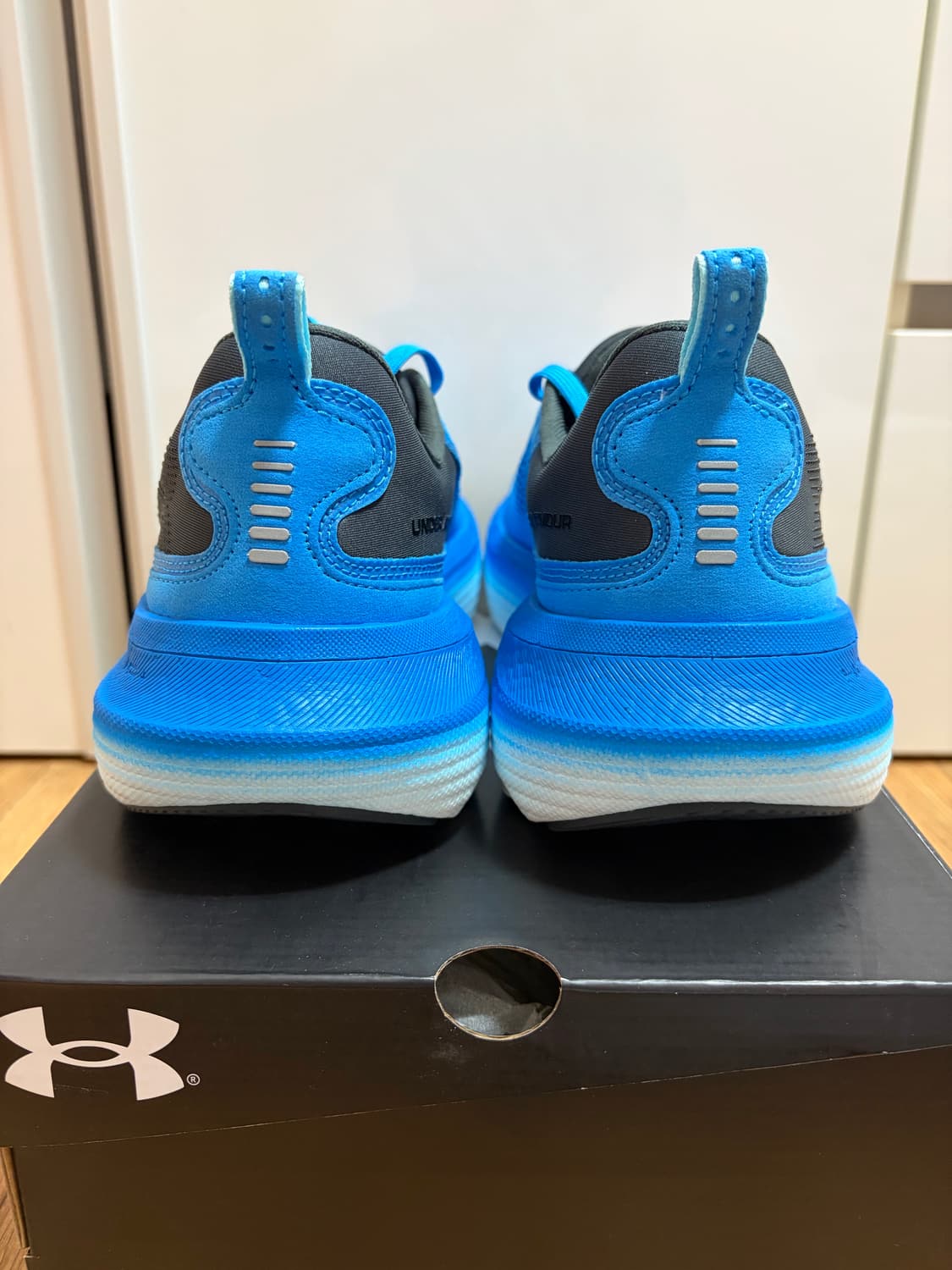 언더아머 인피니트 엘리트2 260사이즈 러닝화 상품이미지4