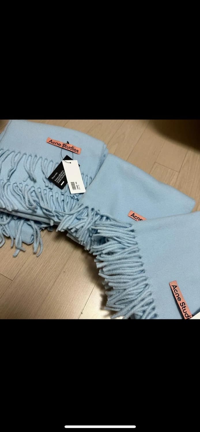 아크네 스튜디오 머플러 스카이 블루 상품이미지2