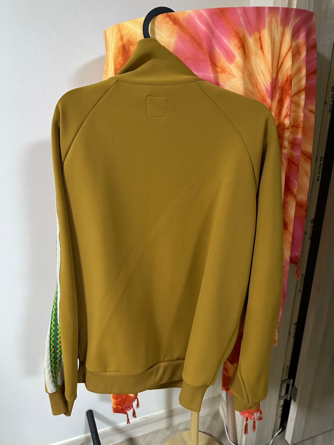 사스콰치패브릭스 트랙자켓  상품이미지2