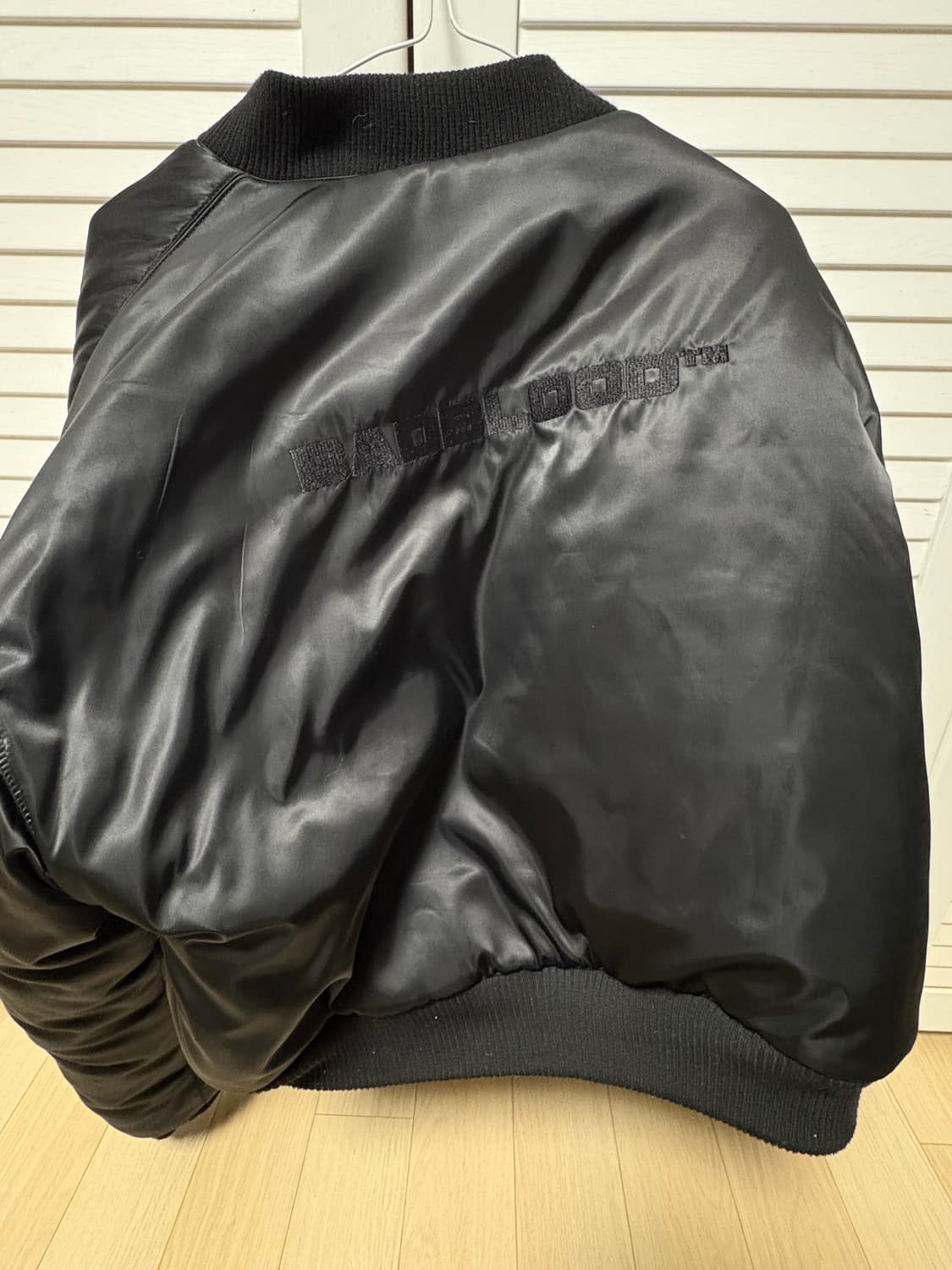 배드블러드 리버서블 페이크퍼 봄버 점퍼 ma-1 상품이미지3